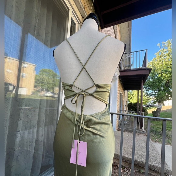 Hello Molly Green Slip Midi Skirt with Slit - Picture 7 of 8